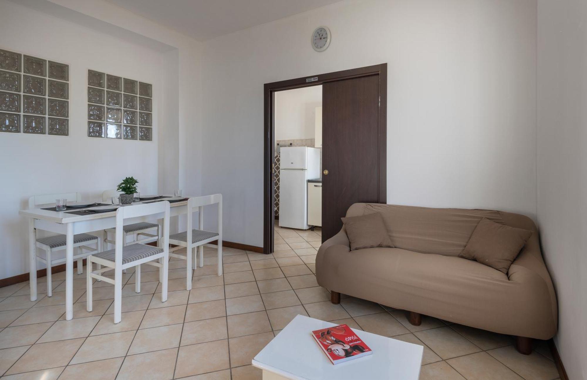 Stay House Mxp Airport Галларате Экстерьер фото